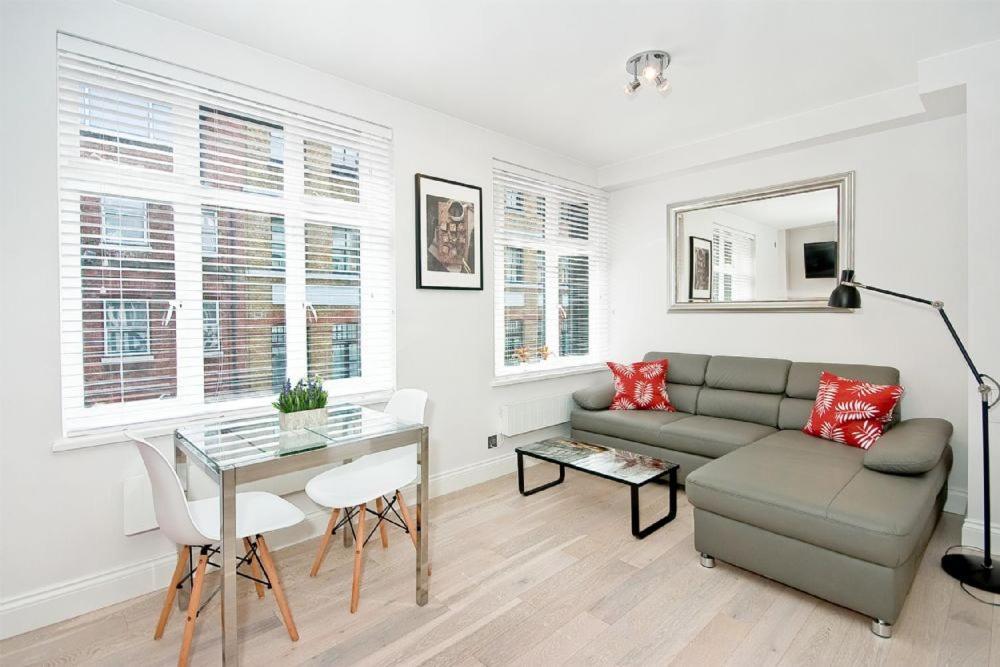 F3 Greek Street By City Living London Exteriör bild